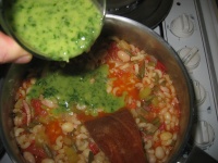 Le pistou est m�lang� � la soupe