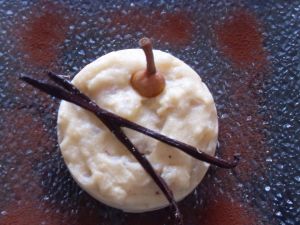 Gâteau de semoule à la poire et vanille