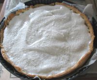 Tarte au lait de coco méringuée