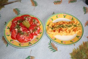 salade de tomates, omelette aux herbes